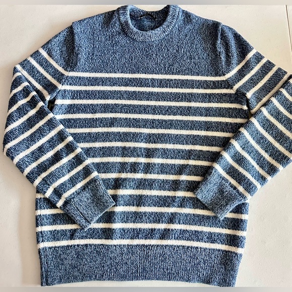 GAP Men’s Breton Blue and White Crewneck Sweater Nautical Stripes size Large - Picture 12 of 13
